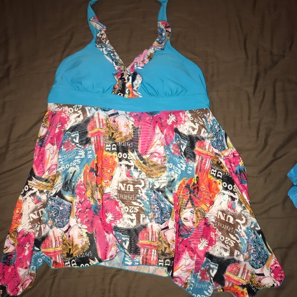 Plus Size Tankini - Picture 2 of 8